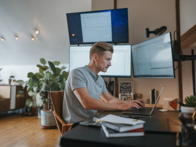 Als selbstständiger arbeiten und behandlung managen: so verhandle ich krankengeld, auftragsplanung und steuerliche fristen